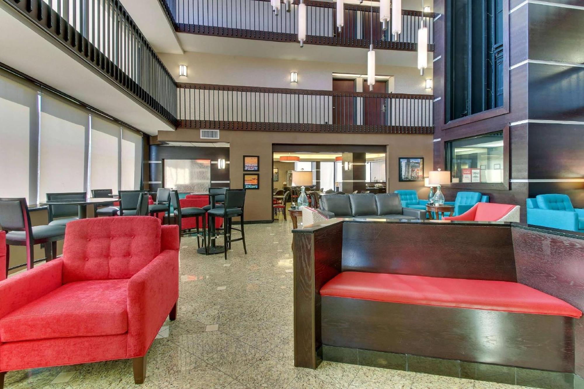 Heritage Inn Suites Houston Sugar Land, Trademark By Wyndham Exterior photo