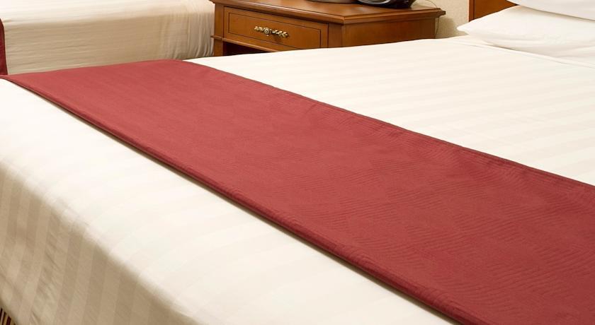 Heritage Inn Suites Houston Sugar Land, Trademark By Wyndham Room photo