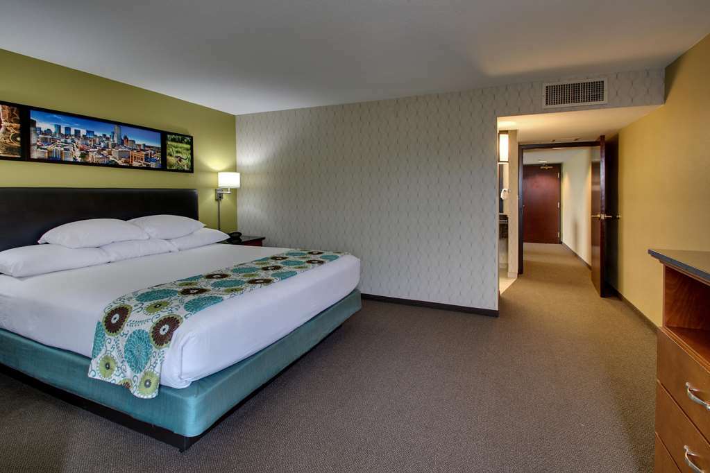 Heritage Inn Suites Houston Sugar Land, Trademark By Wyndham Room photo